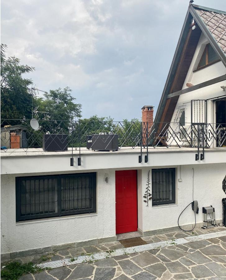 La Casetta Dalla Porta Rossa Nebbiuno Exterior foto